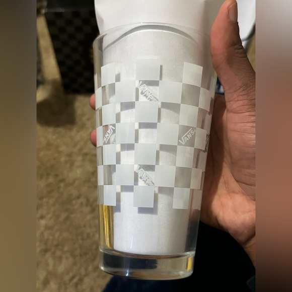 Vans 50th Anniversary Pint Glasses - Picture 4 of 6